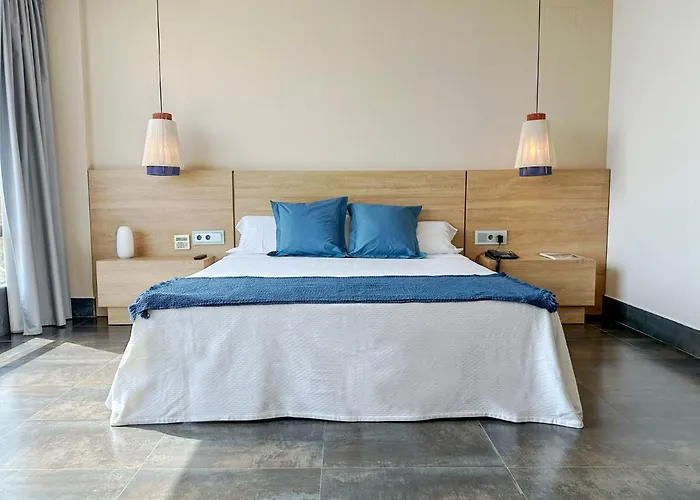 Hotel El Coso 3*